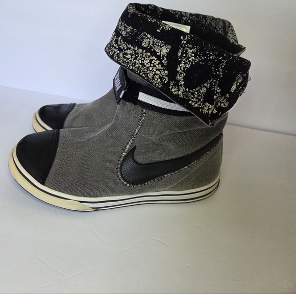 Nike  Scene Emo Goth Canvas Skull Fold Down Sneaker Boot  Womens 7.5 Gray - Picture 1 of 5